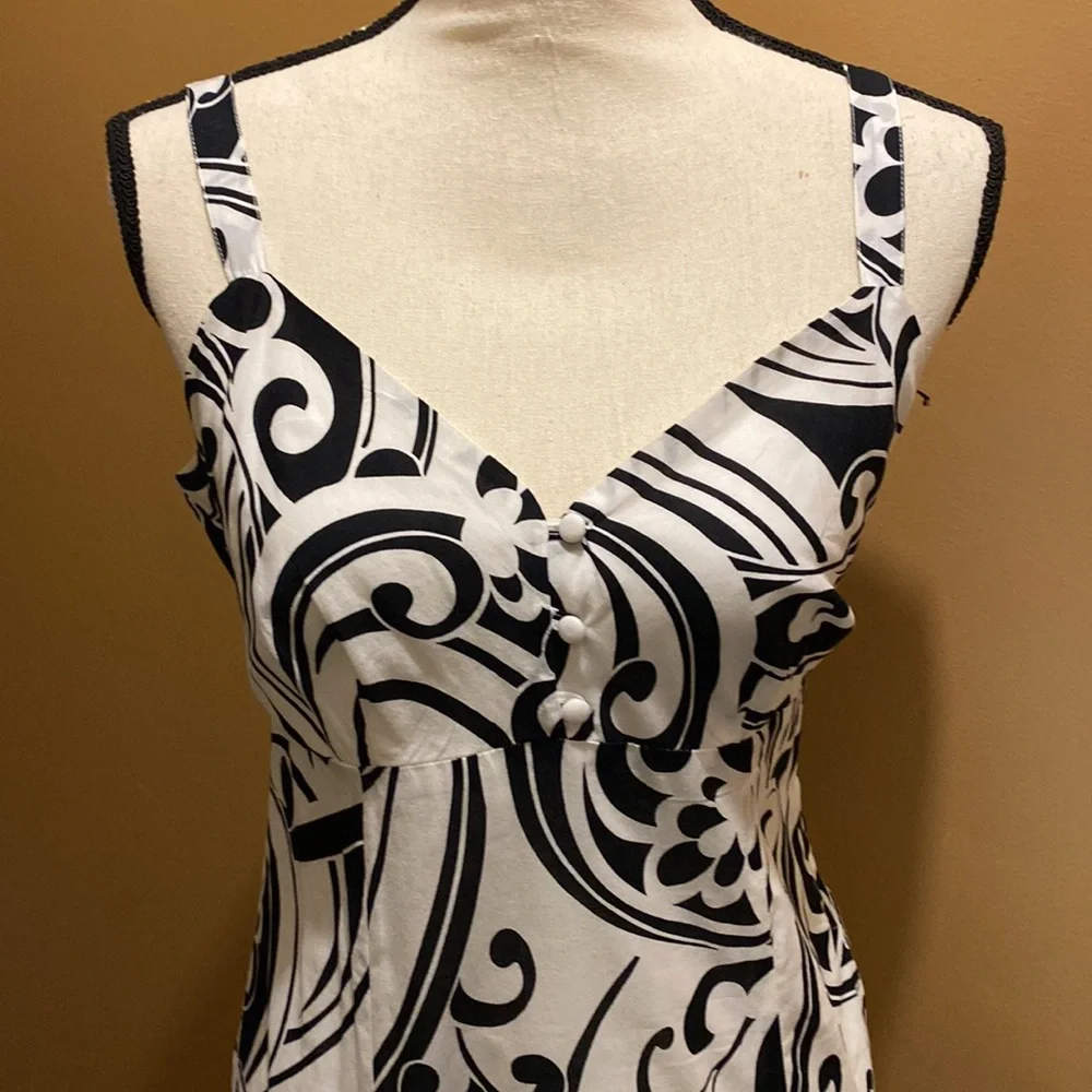 Women’s Apt 9 black white floral fit and flare maxi dress sz 8 lined sleeveless - Picture 2 of 13
